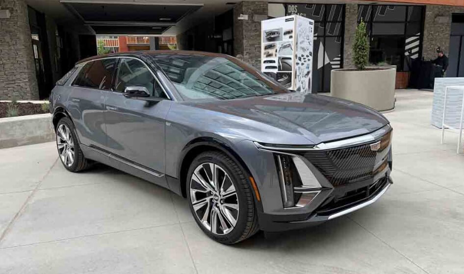 2024 Cadillac Lyriq Electric SUV Review, Specs, and Changes