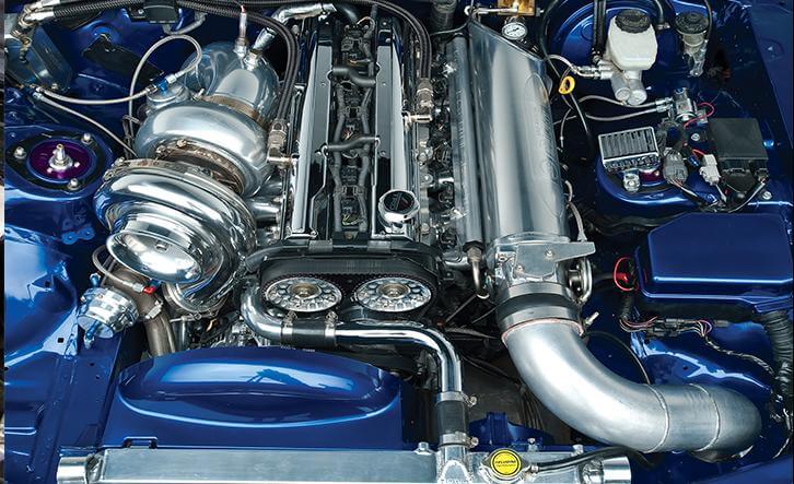 The Toyota 2JZ-GE vs 2JZ-GTE Engine Comparison